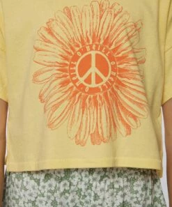 Flash Sale ๐ O'Neill Yellow & Orange Peace Daisy Crop Top - ๐ง Girls โญ 10 Flash Sale ๐ O'Neill Yellow & Orange Peace Daisy Crop Top - ๐ง Girls โญ -O'Neill Sales zu106421538 alt 3 tm1655218201