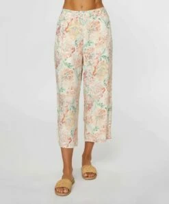 Top 10 ❤️ O'Neill Cream & Pink Floral Sailin Wide-Leg Capri Pants - Juniors 😉