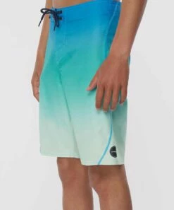 Flash Sale ⭐ O'Neill Aqua & Teal Ombré Hyperfreak S-Seam Fade Boardshorts - Boys 💯 -O'Neill Sales zu107969132 alt 1 tm1660679511
