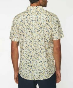 Wholesale 😍 O'Neill Cream & Yellow Abstract Sunburst Short-Sleeve Button-Up Top - Men ❤️ -O'Neill Sales zu108711207 alt 2 tm1663765899