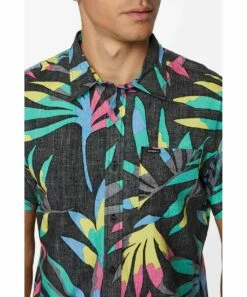 Buy 🤩 O'Neill Black & Green Palm Incognito Short-Sleeve Button-Up Top - Men 👏 -O'Neill Sales zu108711271 alt 1 tm1663765899