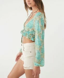 Deals ✨ O'Neill Mint & Yellow Floral Front-Tie Alena Crop Top - Juniors 😍 -O'Neill Sales zu109092783 alt 2 tm1664890744