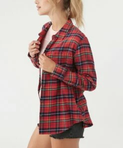 Outlet ⭐ O'Neill Red Plaid Logan Button-Up - Juniors 🥰 -O'Neill Sales zu110751842 alt 2 tm1671207857